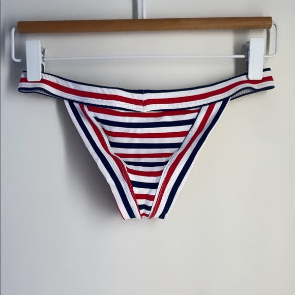 FRANKIES BIKINIS Red White and Blue set - Picture 5 of 6